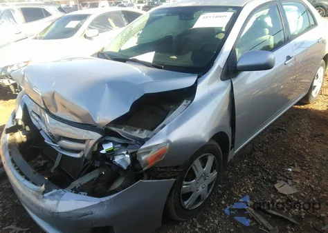 2011 Toyota Corolla Le z USA, uszkodzony, nr VIN JTDBU4EE2BJ100557